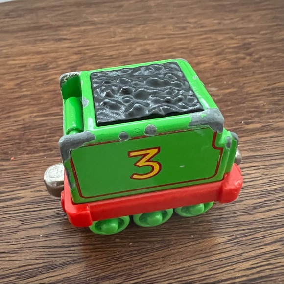 HENRY and TENDER Thomas The Train Friends Take n Play Along Die Cast Metal Cars - Picture 7 of 11